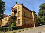 Hausansicht - Lichtdurchflutete attraktive 2 Zimmerwohnung