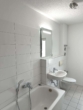 Badezimmer - Großzügige 2 Zimmerwohnung in zentraler Lage