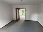 Schlafzimmer - Blick Wohnzimm - Großzügige 2 Zimmerwohnung in zentraler Lage