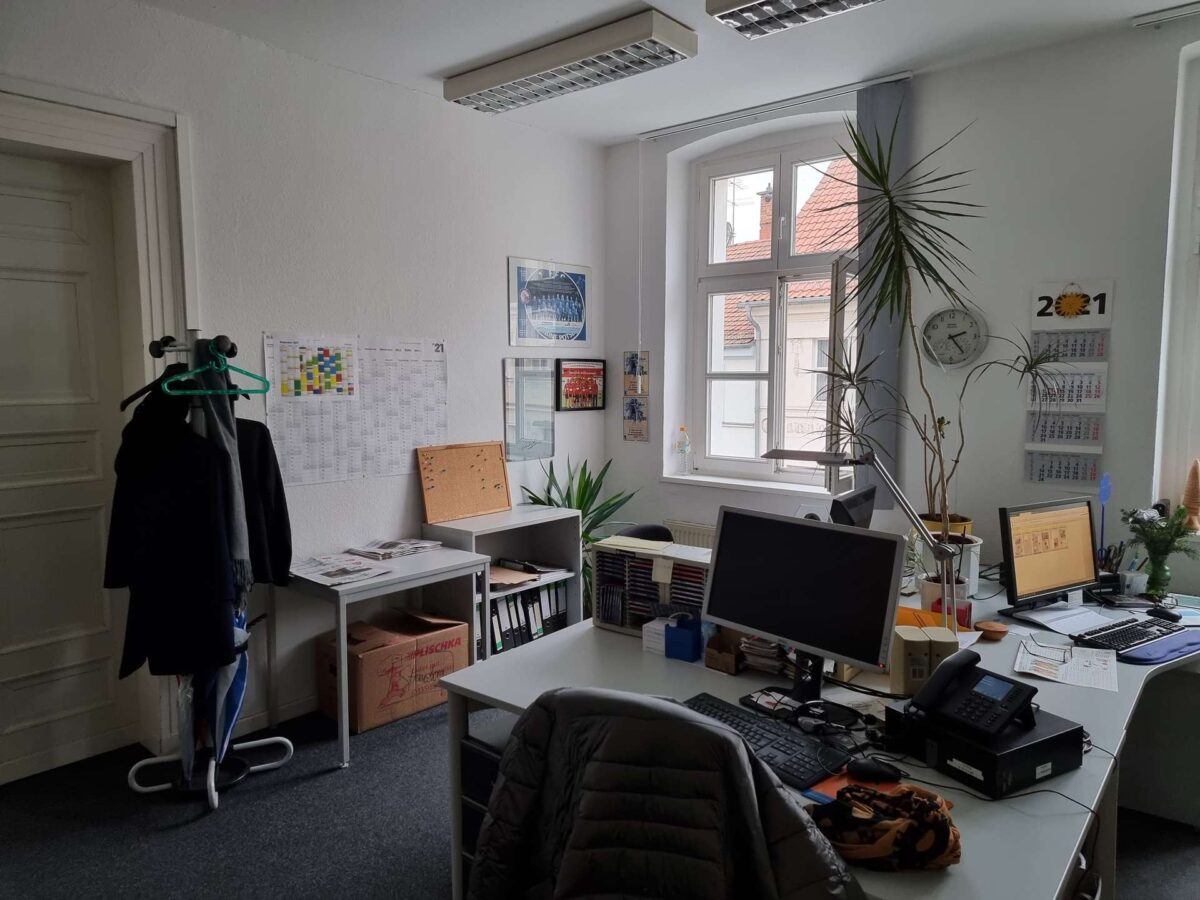 Büro 2