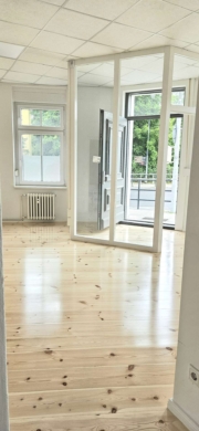 Großzügig geschnittene Gewerbefläche direkt am S-Bahnhof Strausberg, 15344 Strausberg, Bürohaus