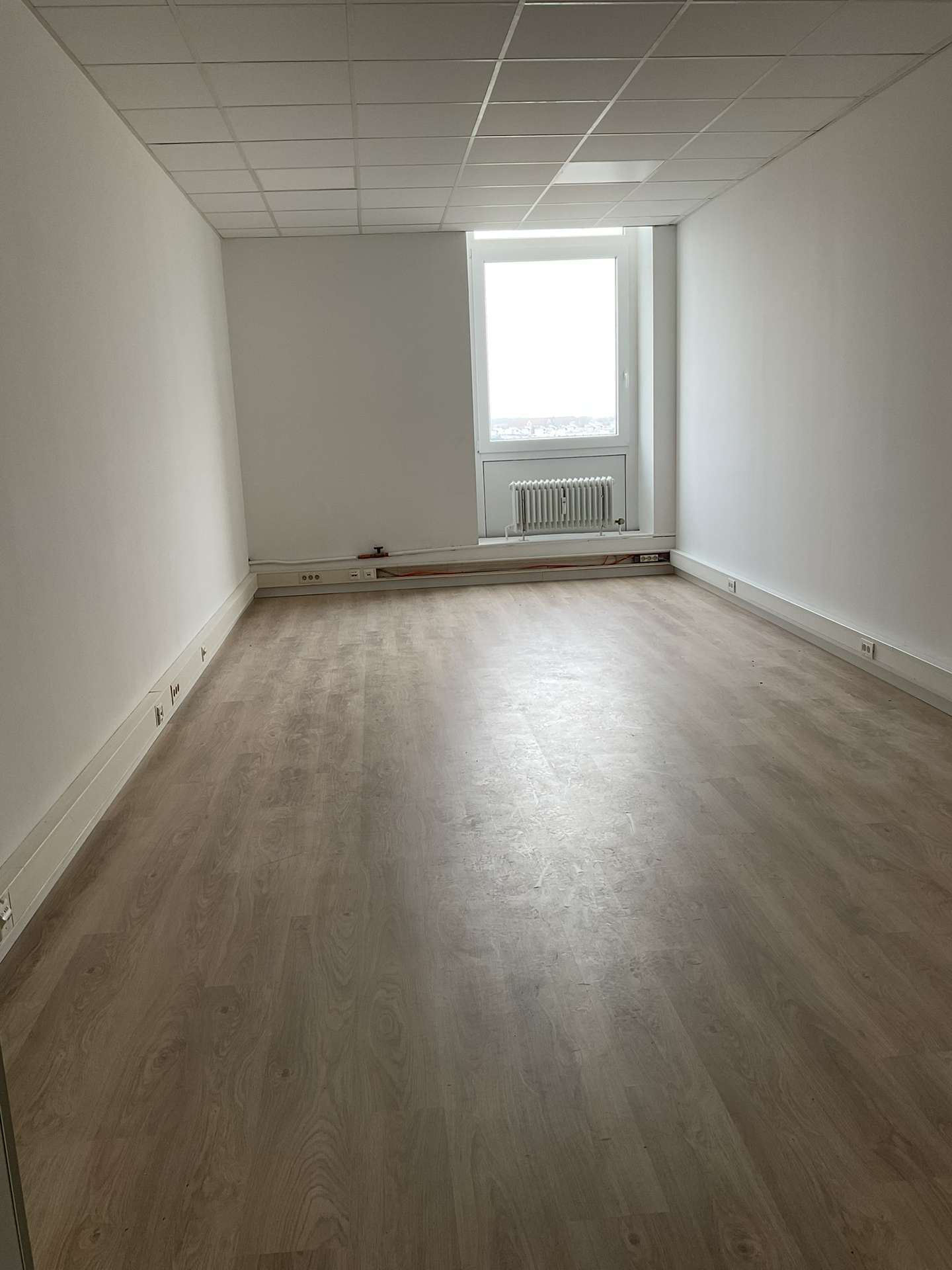 30 m²