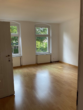 Wohnzimmer - Schöne 3-Zimmer-Wohnung im gemütlichen Mehrfamilienhaus, optional mit Gartenanteil