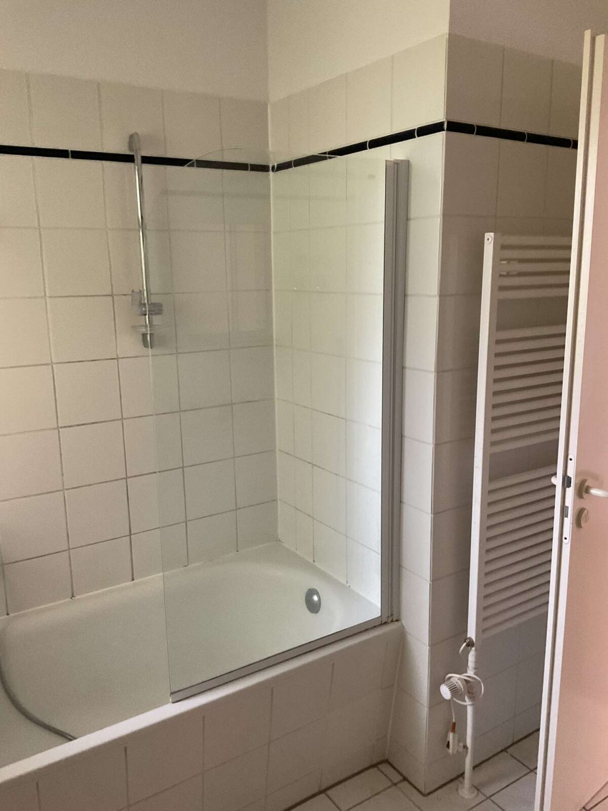 mit Badewanne