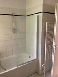 mit Badewanne
