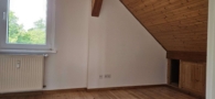 Schlafzimmer - Modernisierte 2,5 Zimmerwohnung, mit eigenem Gartenteil