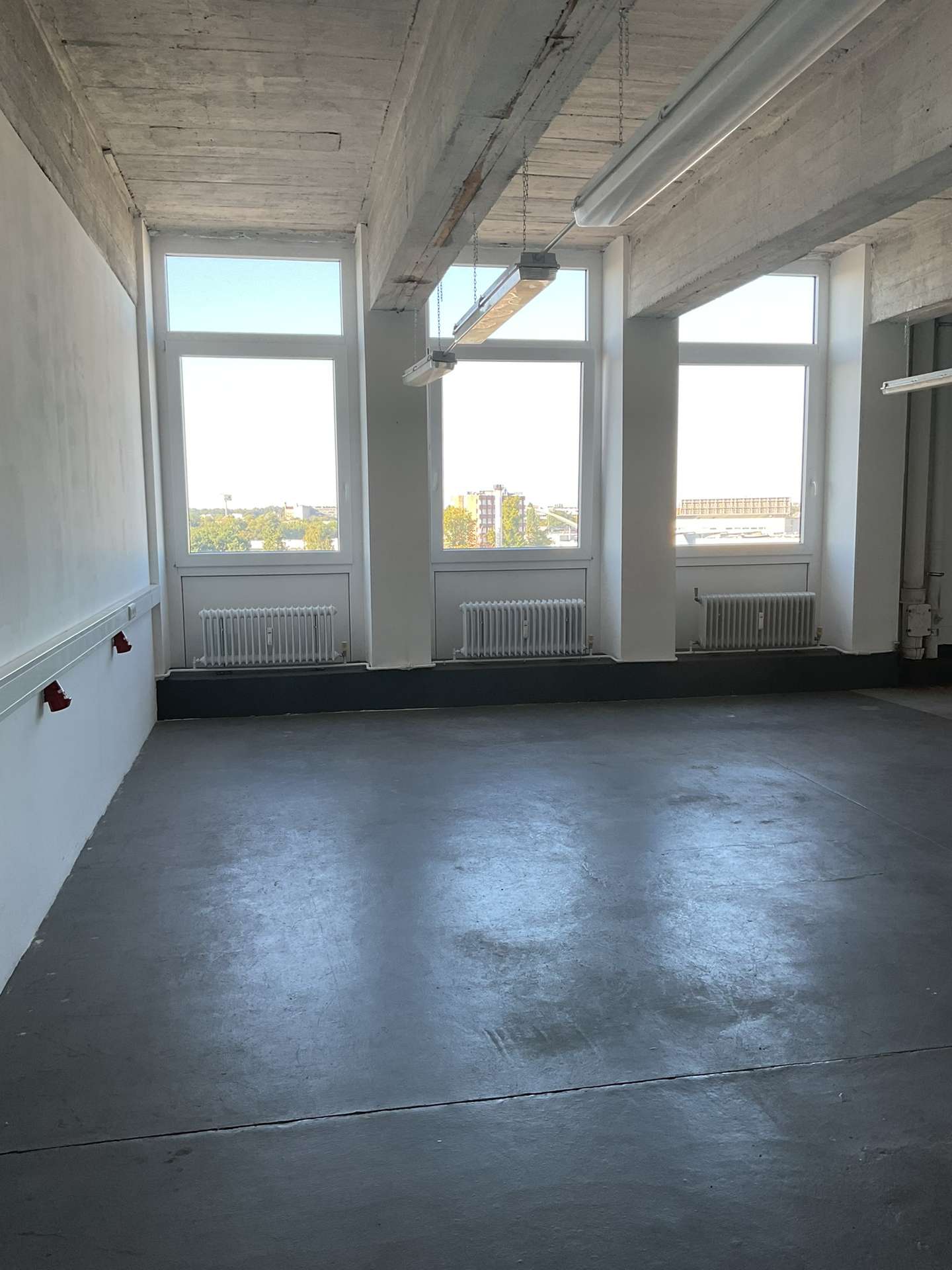 60 m²