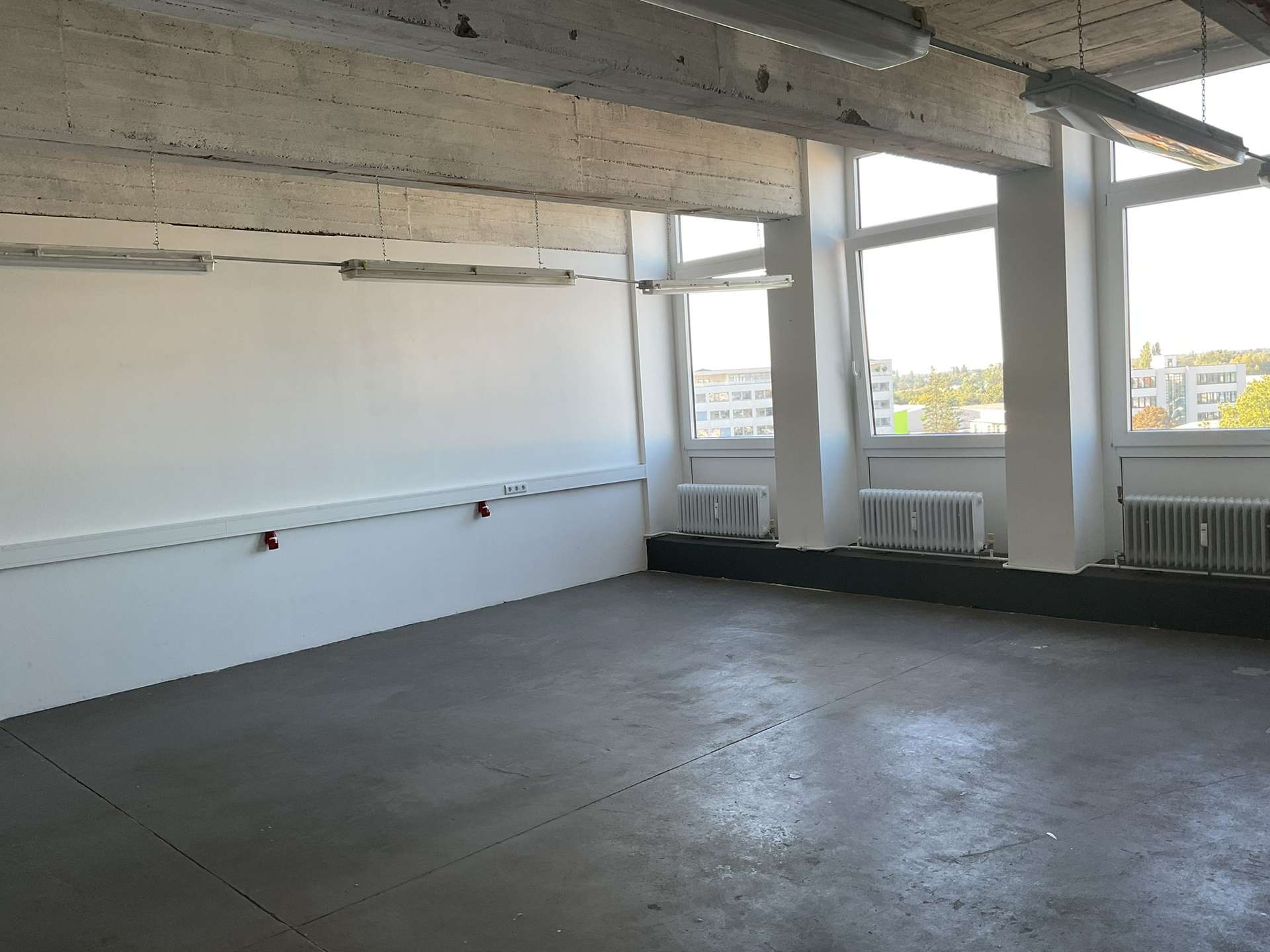 60 m²
