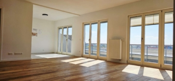 Penthouse-Feeling über den Dächern Berlins – 4 Zimmer und großzügige Dachterrassen in Bestlage, 14167 Berlin, Dachgeschosswohnung