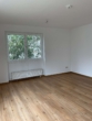 Wohnzimmer - 3 Zimmerwohnung mit Balkon in ruhiger Lage