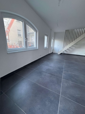 Frisch sanierte 2 Zimmer-Maisonettewohnung – Remise, 15344 Strausberg, Etagenwohnung