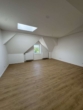 Wohnzimmer - Neubau-Dachgeschosswohnung im Altbau – ökologisch & stilvoll