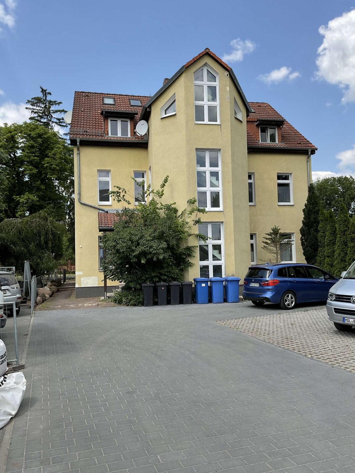 Hausansicht Hof