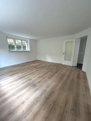 Attraktive 1 Zimmerwohnung mit großer separater Wohnküche und Terrasse, 15344 Strausberg, Souterrainwohnung