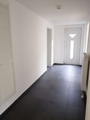 Attraktive 1 Zimmerwohnung mit großer separater Wohnküche und Terrasse, 15344 Strausberg, Souterrainwohnung