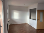 Wohnzimmer - Helle 4 Zimmerwohnung mit Balkon und Fahrstuhl