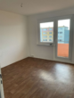 Wohnzimmer - Helle 4 Zimmerwohnung mit Balkon und Fahrstuhl