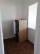 Küche mit EBK und Durchreiche - Komfortable 3 Zimmerwohnung mit Balkon und Aufzug