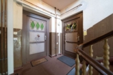 Treppenhaus - Wunderschöne 2 Zimmerwohnung in zentraler Lage mit Balkon