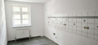 Küche - Attraktive 2-Zimmerwohnung zzgl. kleinem Arbeitszimmer – wenige Schritte zum Straussee