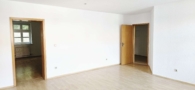 Wohnzimmer - Attraktive 2-Zimmerwohnung zzgl. kleinem Arbeitszimmer – wenige Schritte zum Straussee