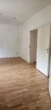 Wohnzimmer - Großzügige 4 Zimmerwohnung mit Gemeinschaftsgarten