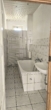 Badezimmer - Wunderschöne 2 Zimmerwohnung in zentraler Lage mit Balkon
